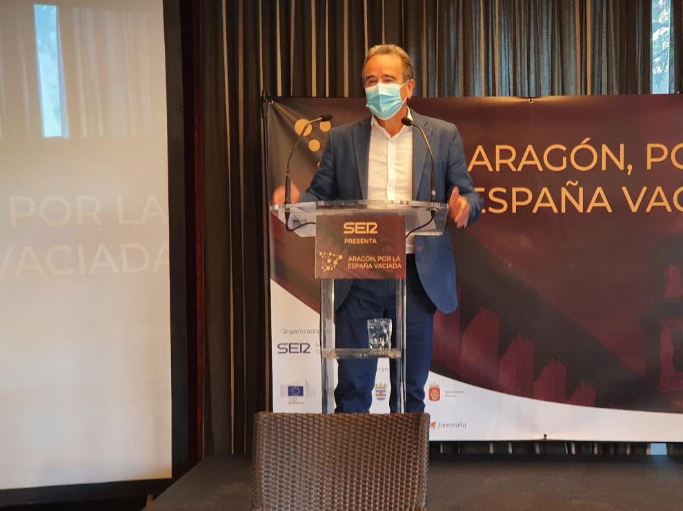 El presidente de la Diputación de Zaragoza, Juan Antonio Sánchez Quero