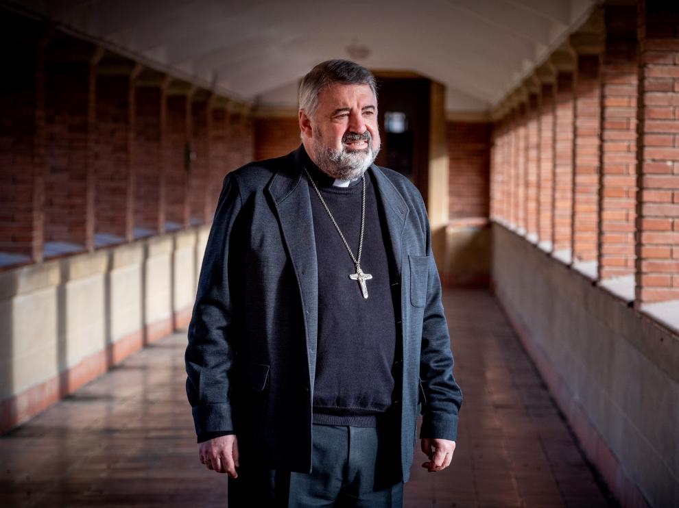 Carlos Escribano, arzobispo electo de Zaragoza, en las dependencias del seminario de Logroño.