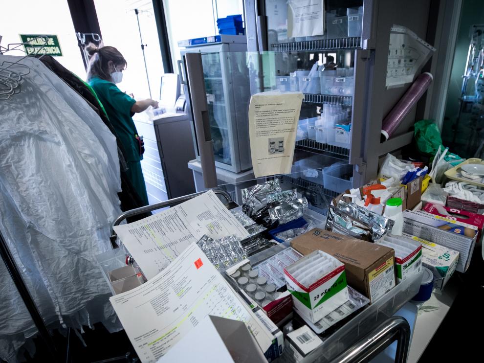 Interior de las unidades de cuidados intensivos del Hospital Clínico de Zaragoza.