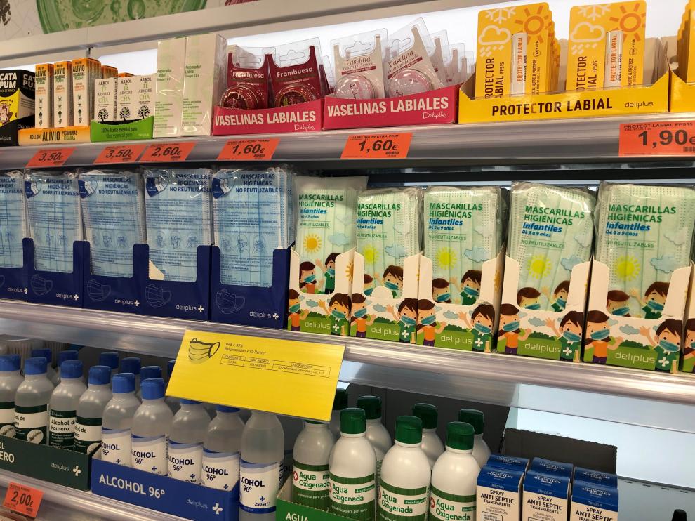 Mascarillas higiénicas no reutilizables de la marca Deliplus.