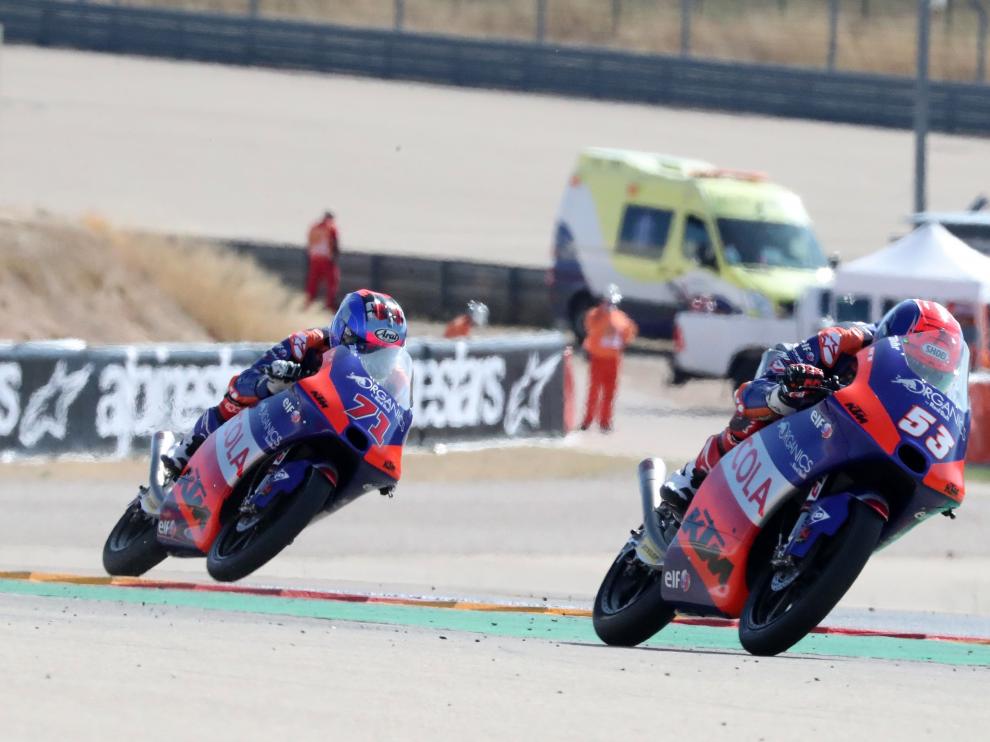 El pilot turco de Moto3 Deniz Oncu y el japonés Ayumu Sasaki.