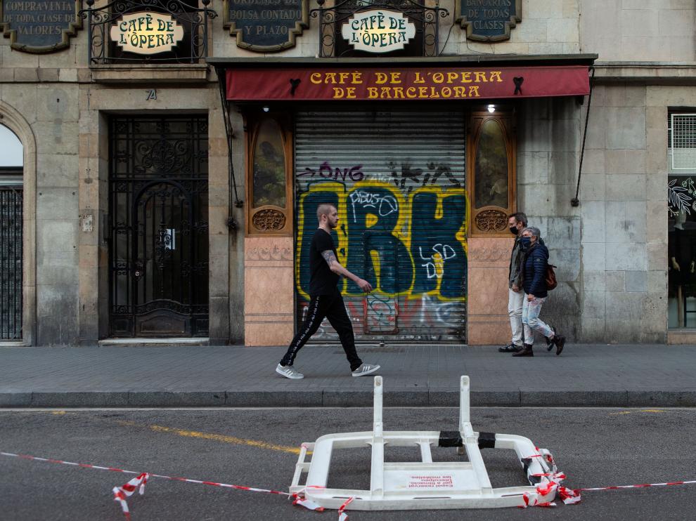 magen del Cafè de Ópera cerrado, este lunes en Barcelona.