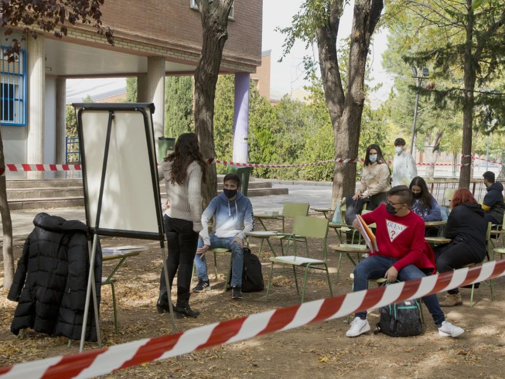 Aulas al aire libre en La Almunia.