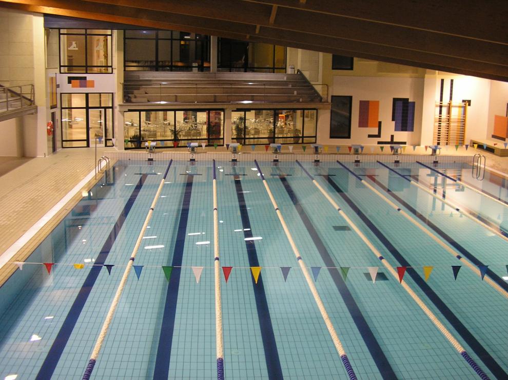 La piscina climatizada Almériz de Huesca se ha cerrado con el nivel de alerta 3 agravada.