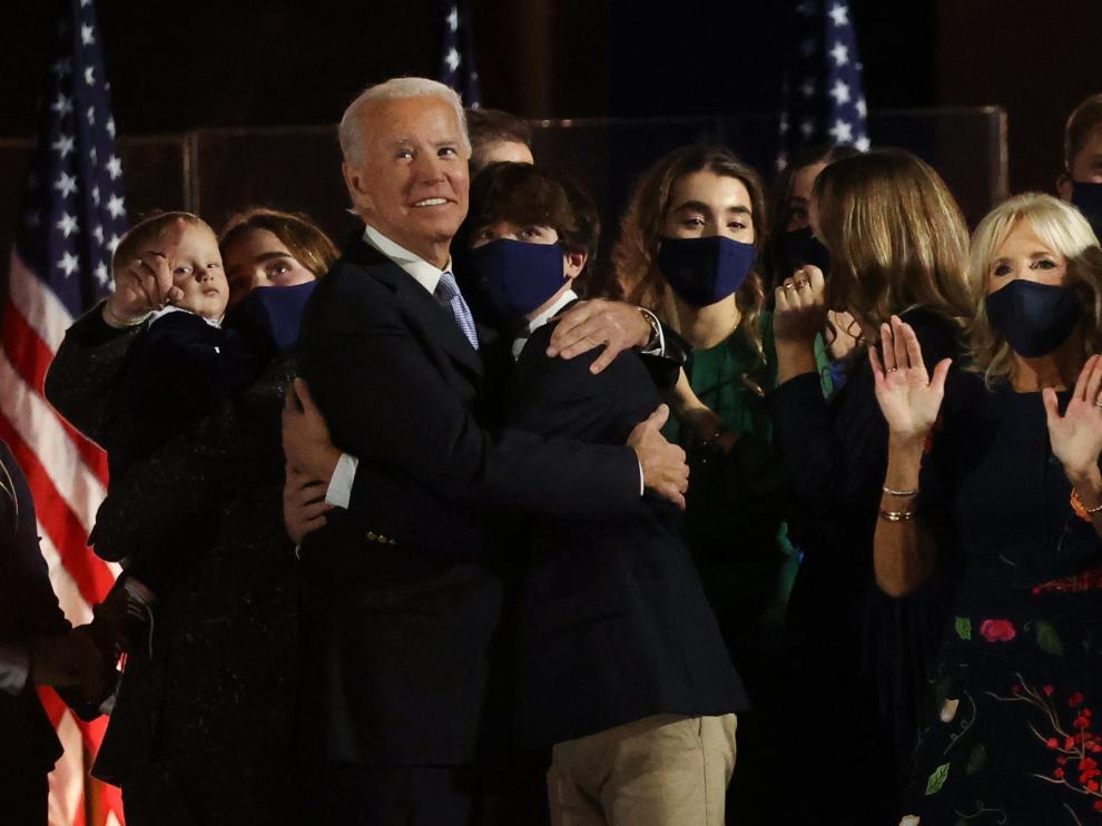 Joe Biden y Kamala Harris celebran haber ganado las elecciones a la Presidencia de Estados Unidos