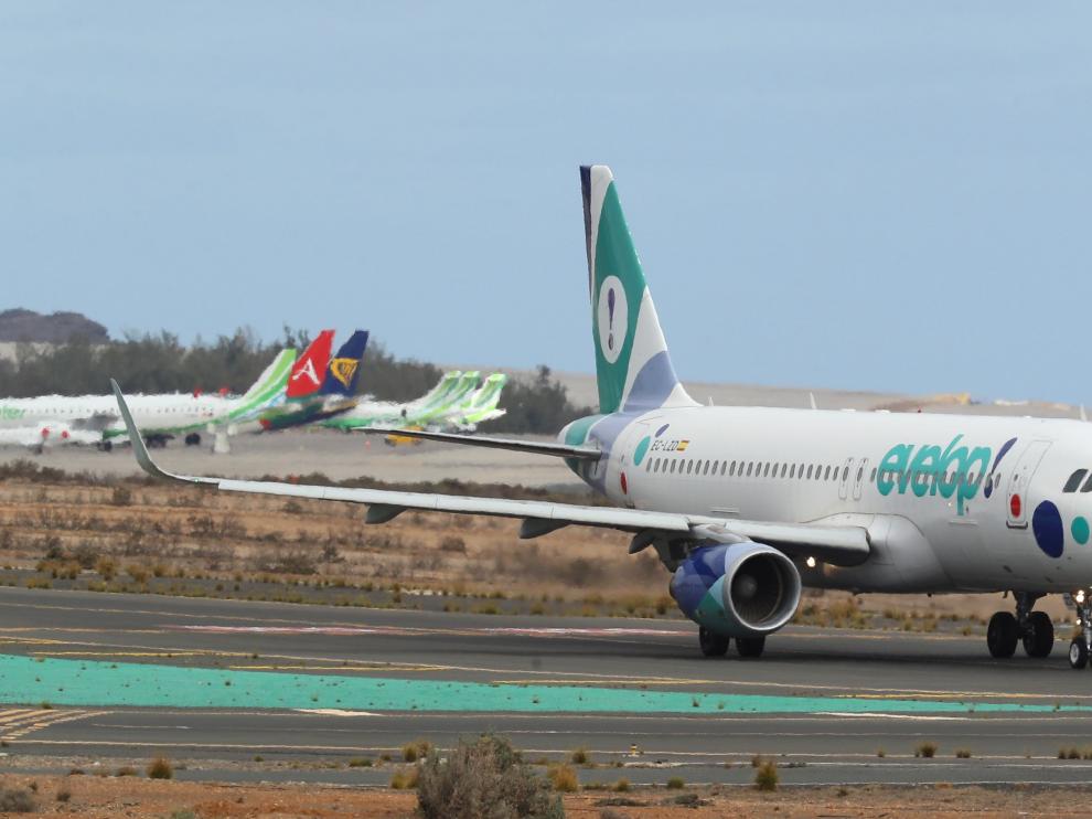 Avión que devuelve a 22 inmigrantes a Mauritania