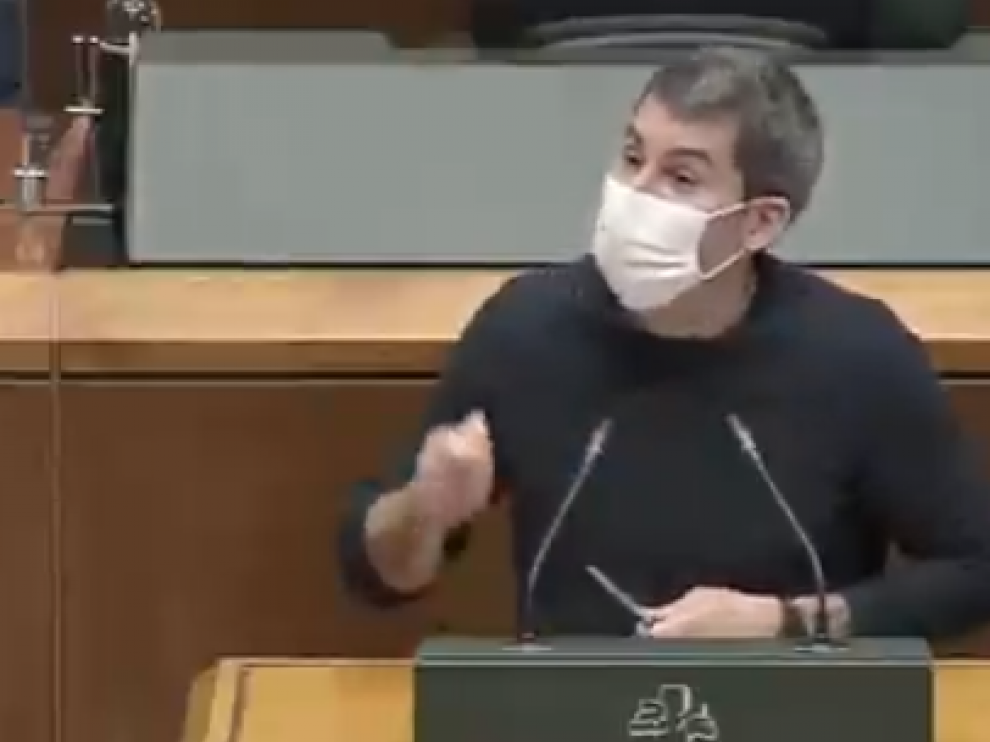 Arkaitz Rodríguez en el Parlamento vasco