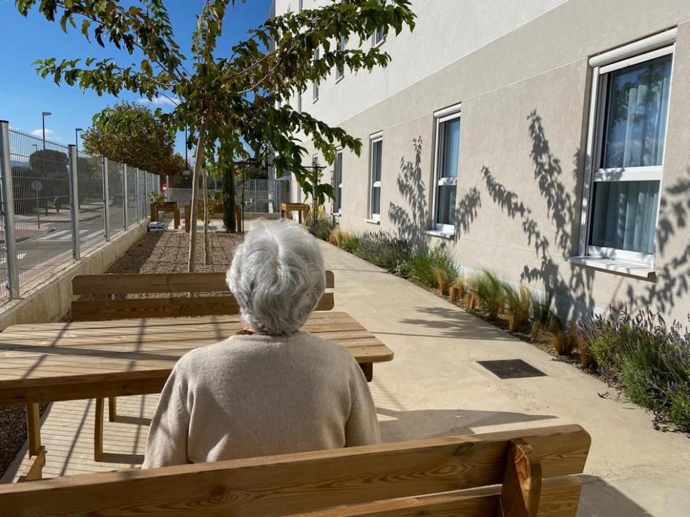 Los primeros residentes están llegando al centro, especializado en demencias, de forma escalonada.