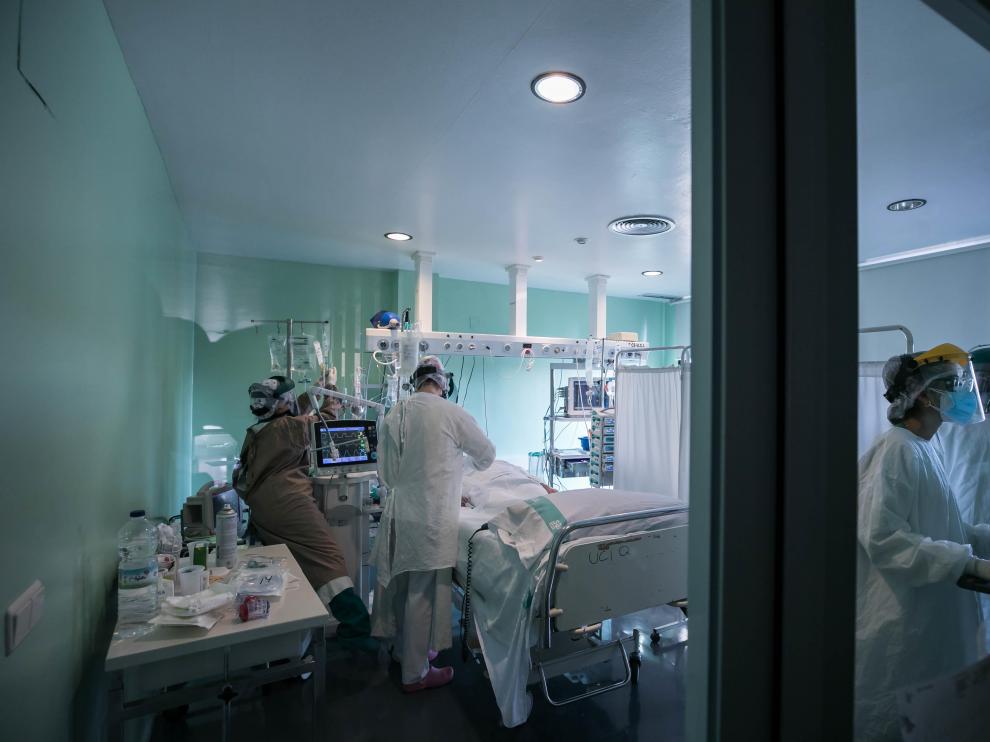 La uci del hospital Clínico, ayer
