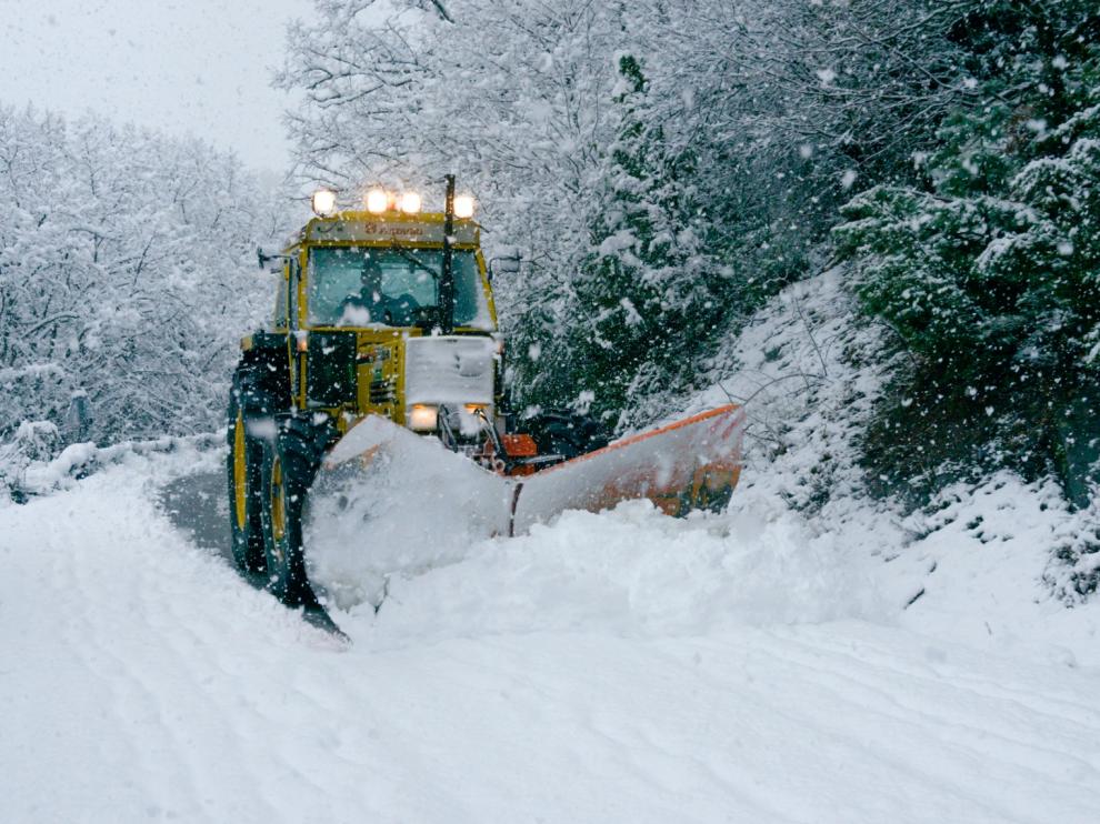 Más de 90 pueblos de la provincia se encuentran entre los 800 y 1.700 metros de altitud, donde es habitual la nieve en invierno y parte de la primavera.