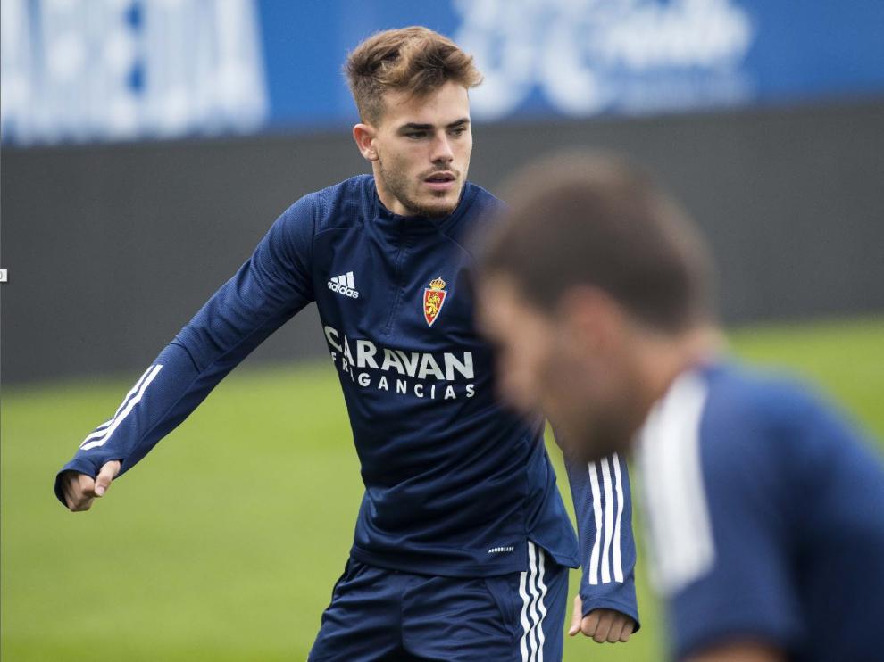 Chavarría, durante el entrenamiento del Real Zaragoza.