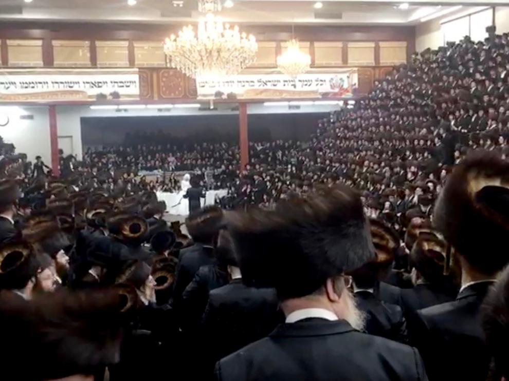 Captura de un vídeo de la ceremonia celebrada en Brooklyn que ha sido ampliamente difundido por Internet.