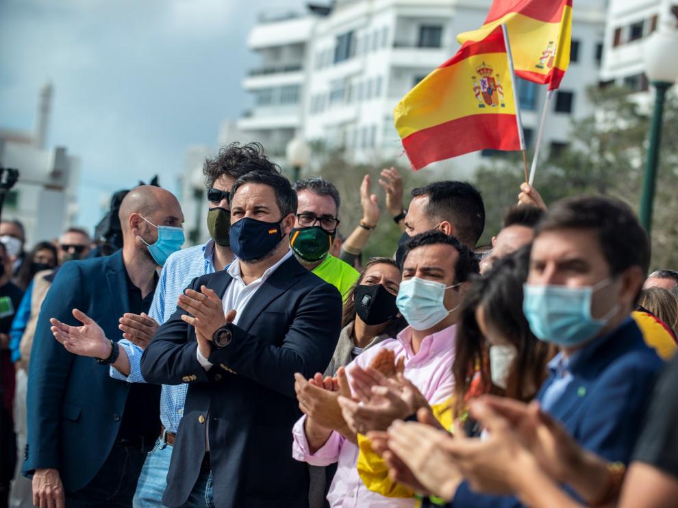 Santiago Abascal asistió en Lanzarote a una concentración contra "la invasión migratoria en Canarias"