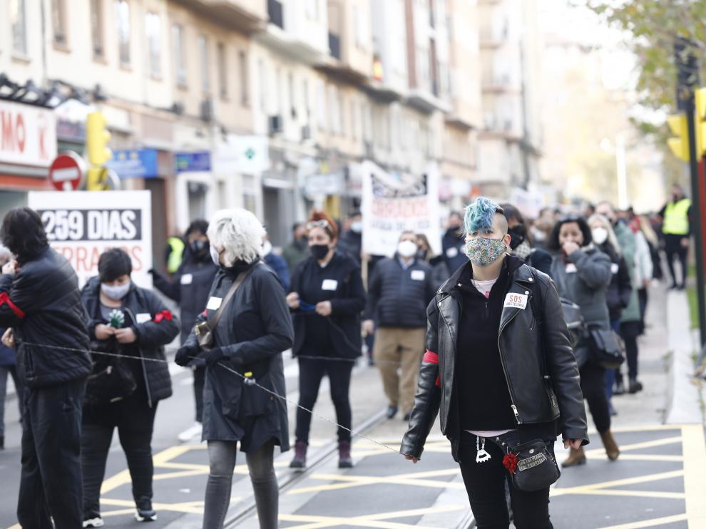 En la marcha han participado cientos de personas afectadas.