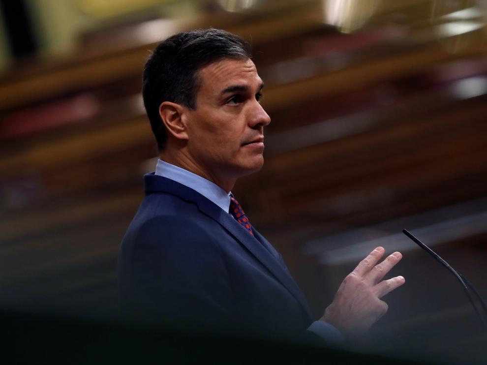 Sánchez da cuenta de la pandemia en el Congreso a las puertas de la navidad