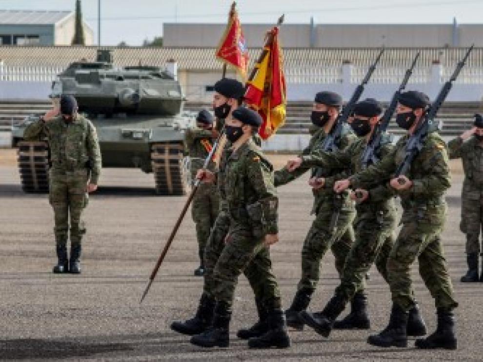 Efectivos de la Brigada Aragón hoy en el acto de la despedida a la misión en Letonia.