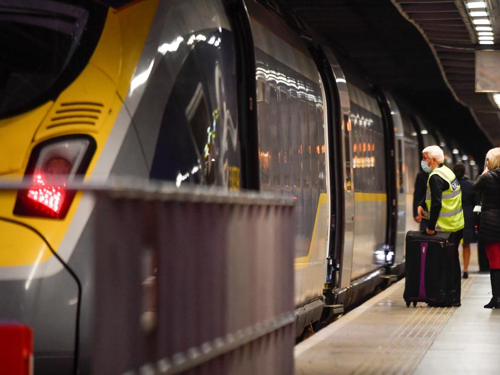 Uno de los últimos trenes Eurostar que partieron hacia París antes de las restricciones.