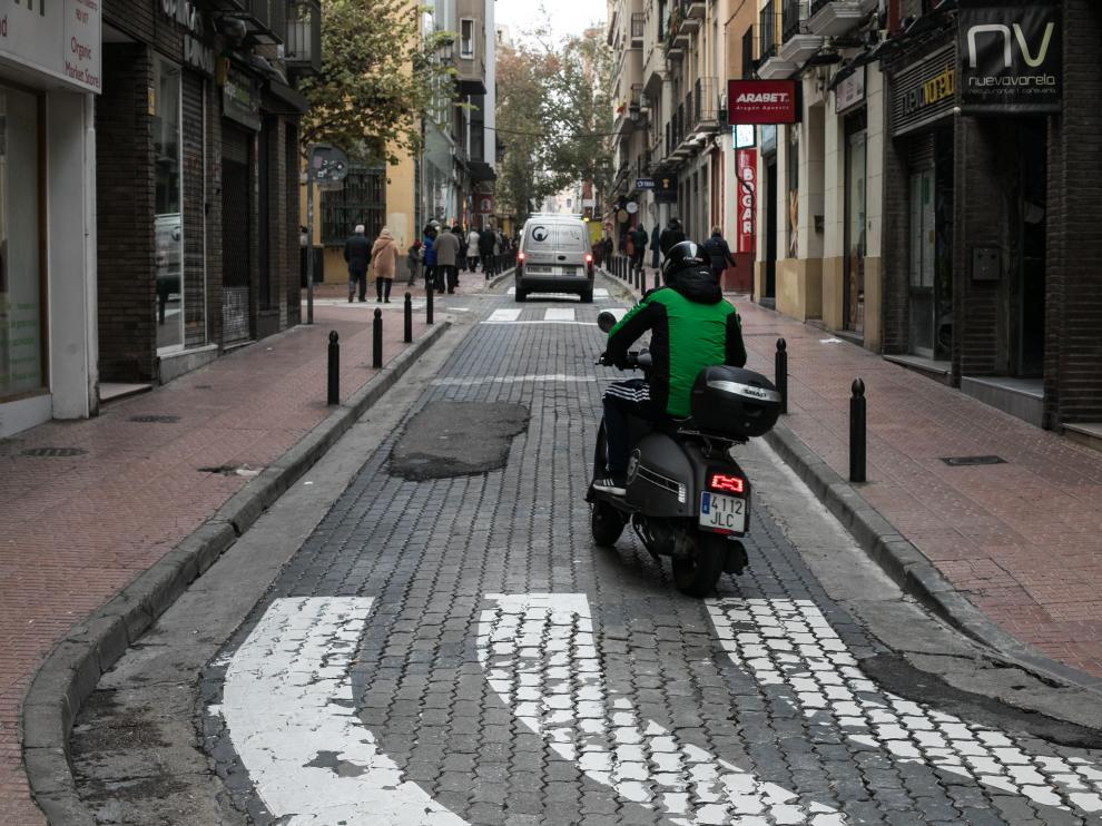 Un tramo de la calle de San Miguel, en Zaragoza.