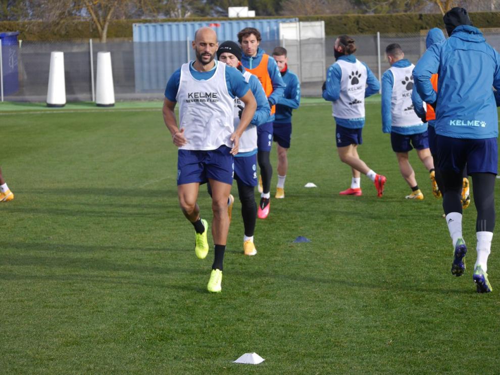 La SD Huesca se ejercitó este domingo en el Pirámide.