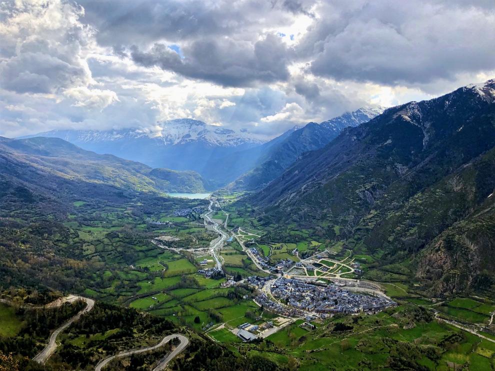 Panorámica general de Benasque