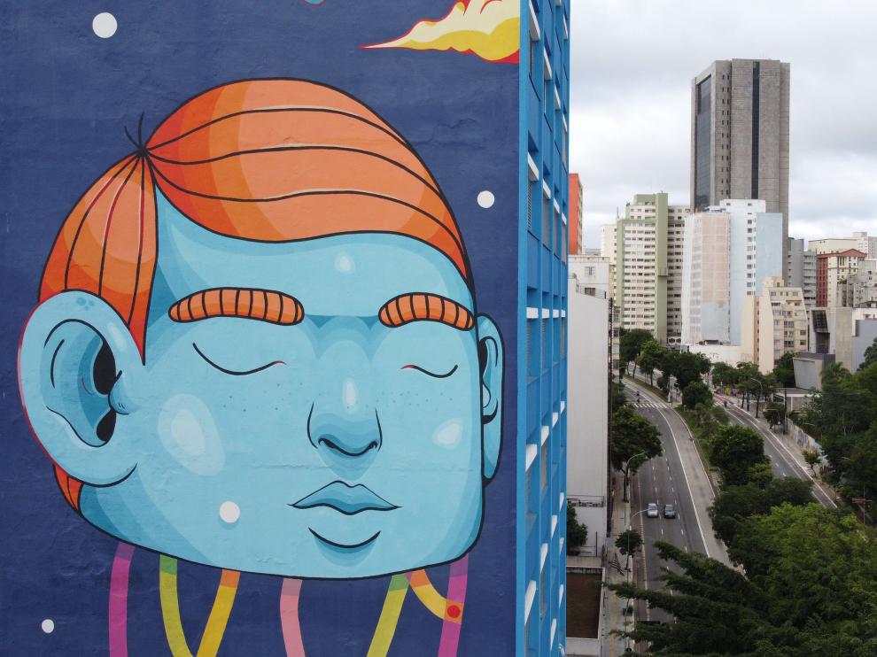 Sensación del grafiti brasileño, Thales Pomb se inspira en el azul y en Goya
