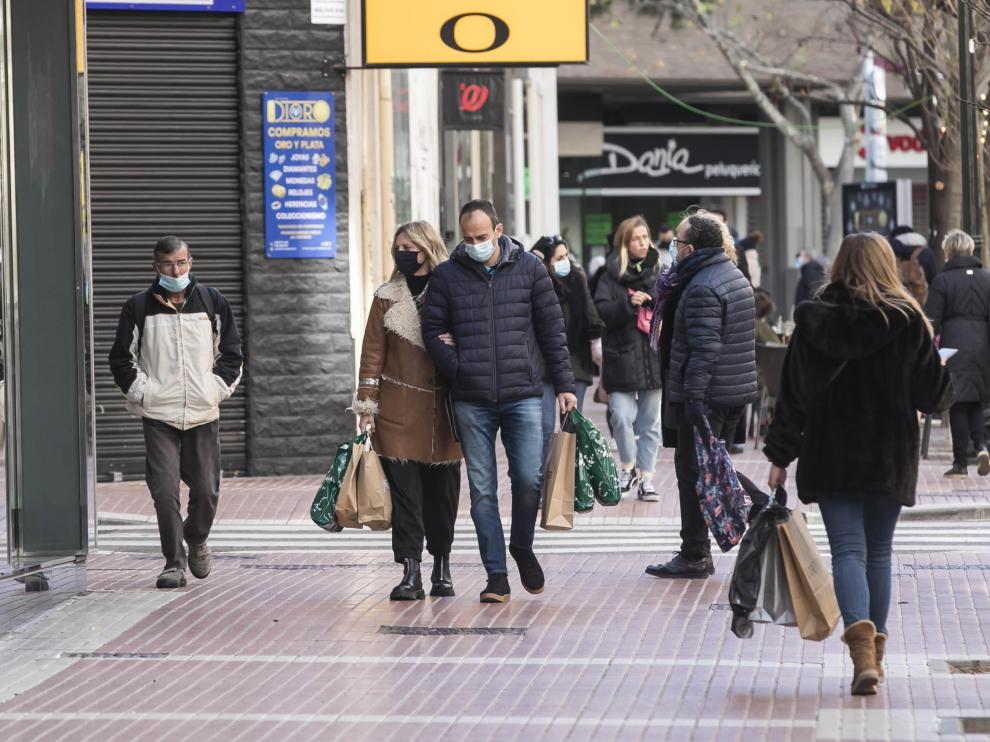 Jornada de compras en Zaragoza.