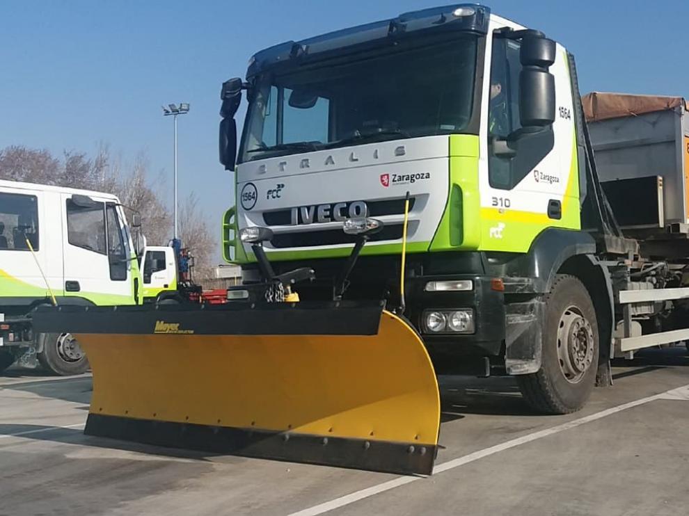 Dispositivo desplegado en Zaragoza ante las posibles nevadas en Zaragoza