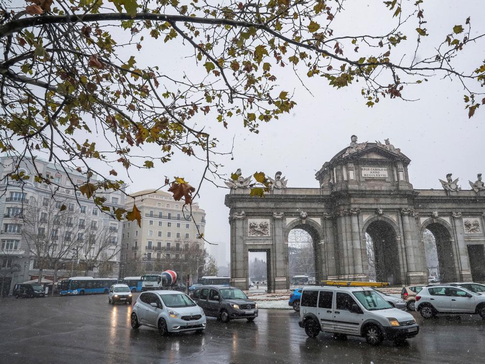 El temporal afecta al transporte y activa las emergencias en casi toda Es