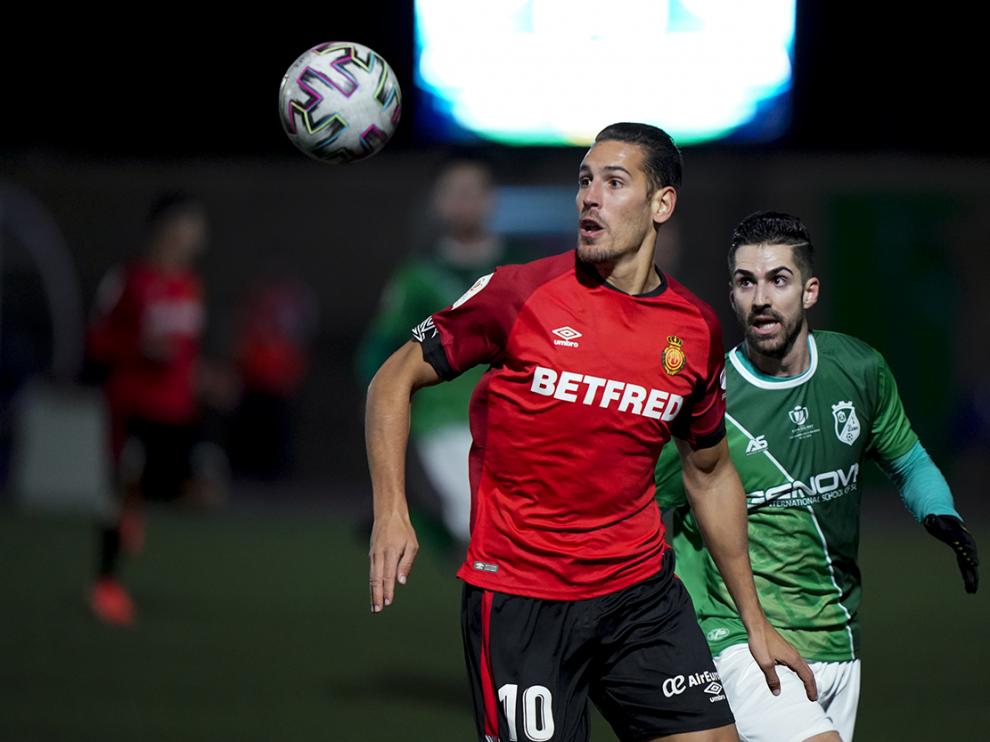 Álex Alegría, con la camiseta del Mallorca.