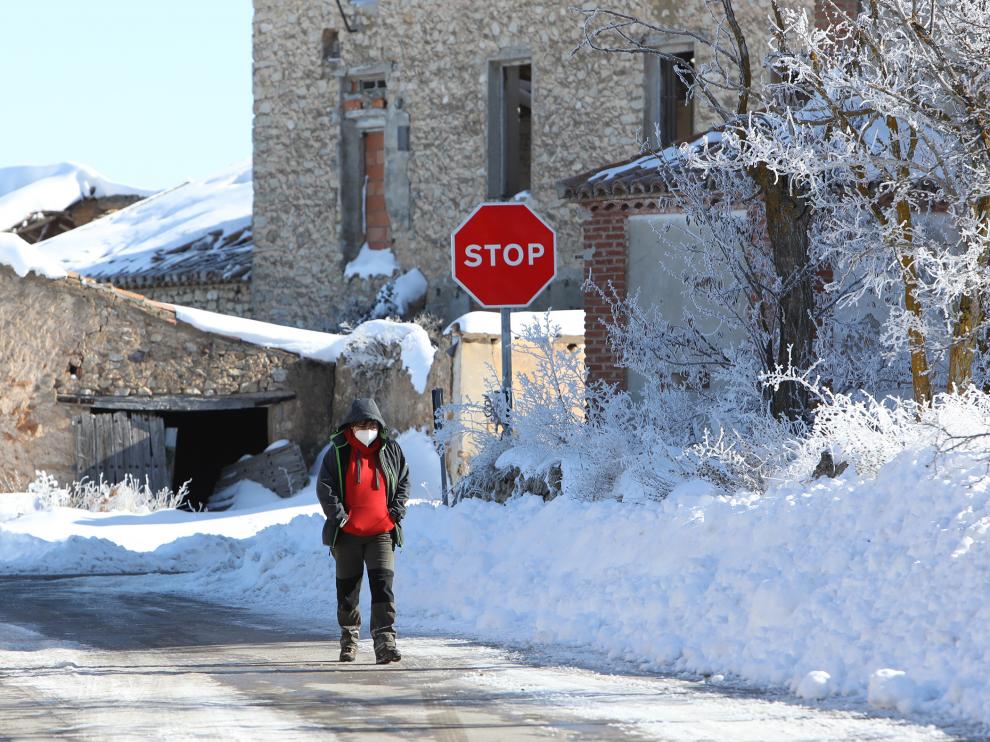 Cencellada en Bello, este martes 12 de enero, cuando registró la menor temperatura de España: -25,4 grados.