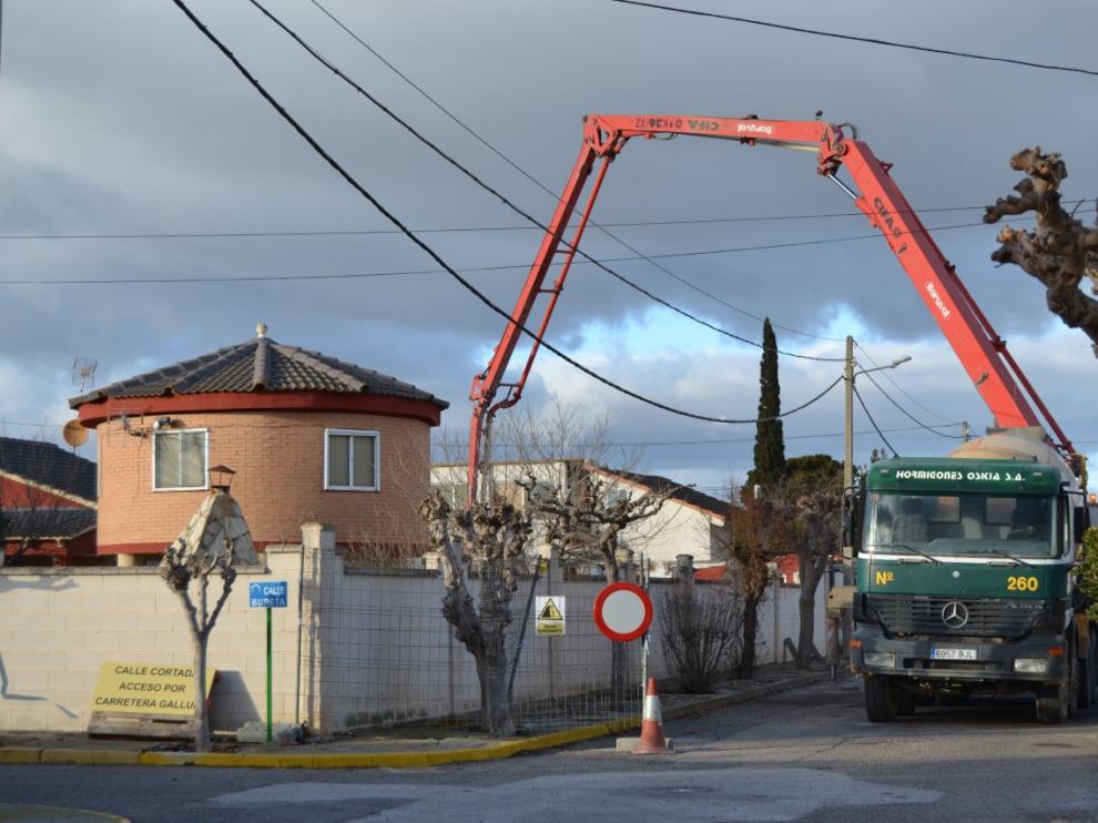 Los trabajos del relleno de la dolina de Gallur comenzaron el pasado viernes.
