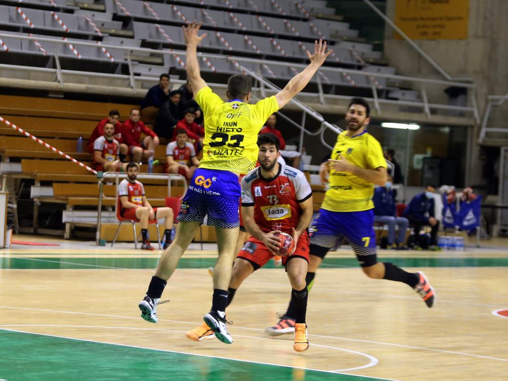 El Bada cayó ante el Bidasoa en un amistoso. foto pablo segura