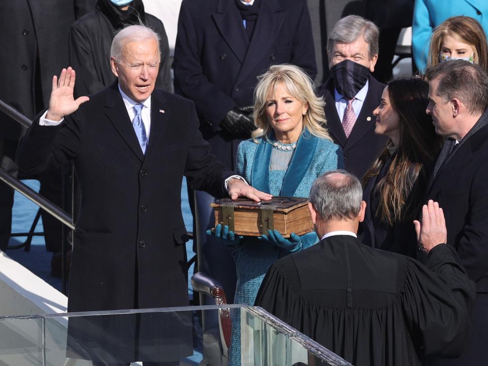 Momento del juramento de Biden