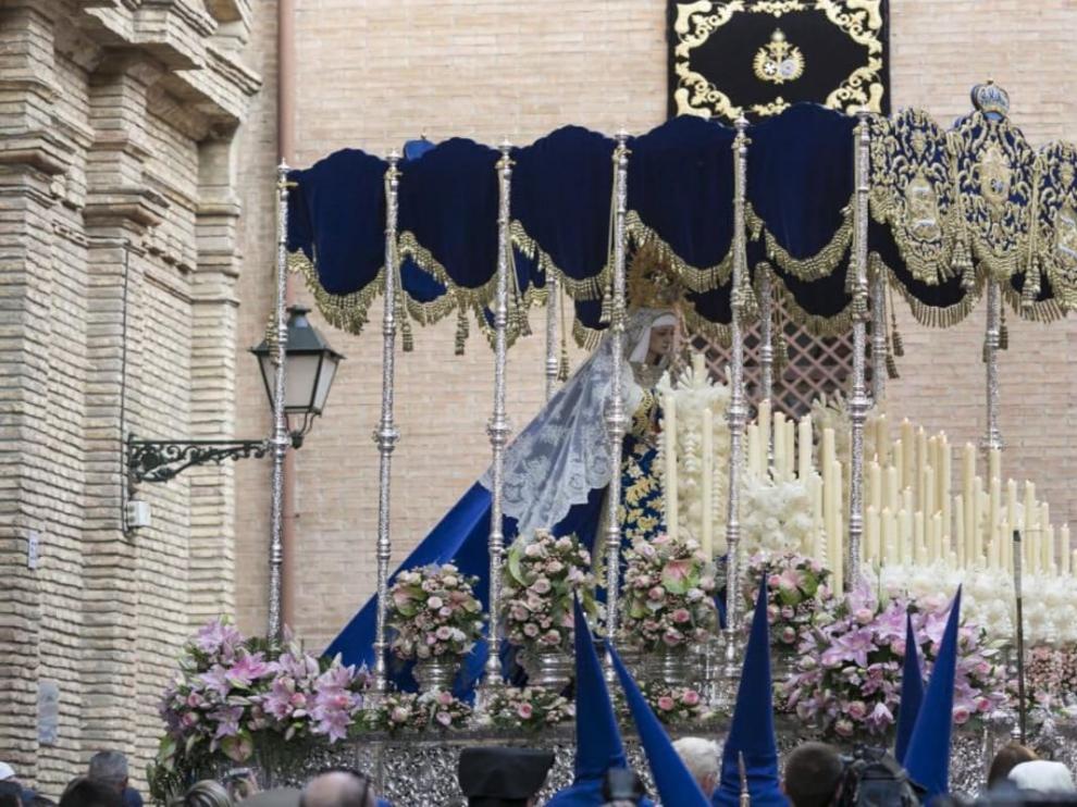 Cofradía de La Humildad en la Semana Santa de 2021 en Zaragoza.
