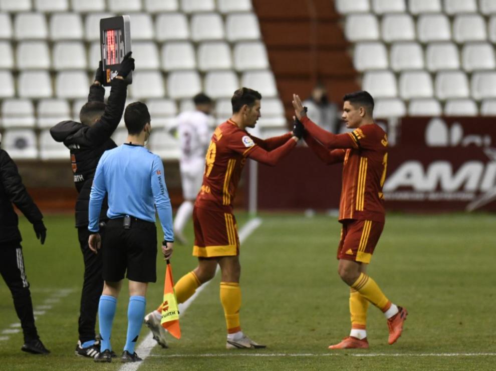 Momento del debut de Álex Alegría.