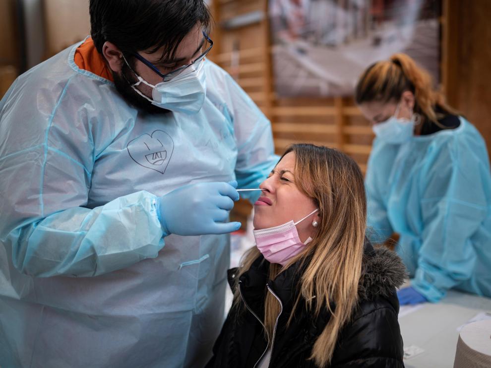 Tests de antígenos a jóvenes en Alcalá de Henares