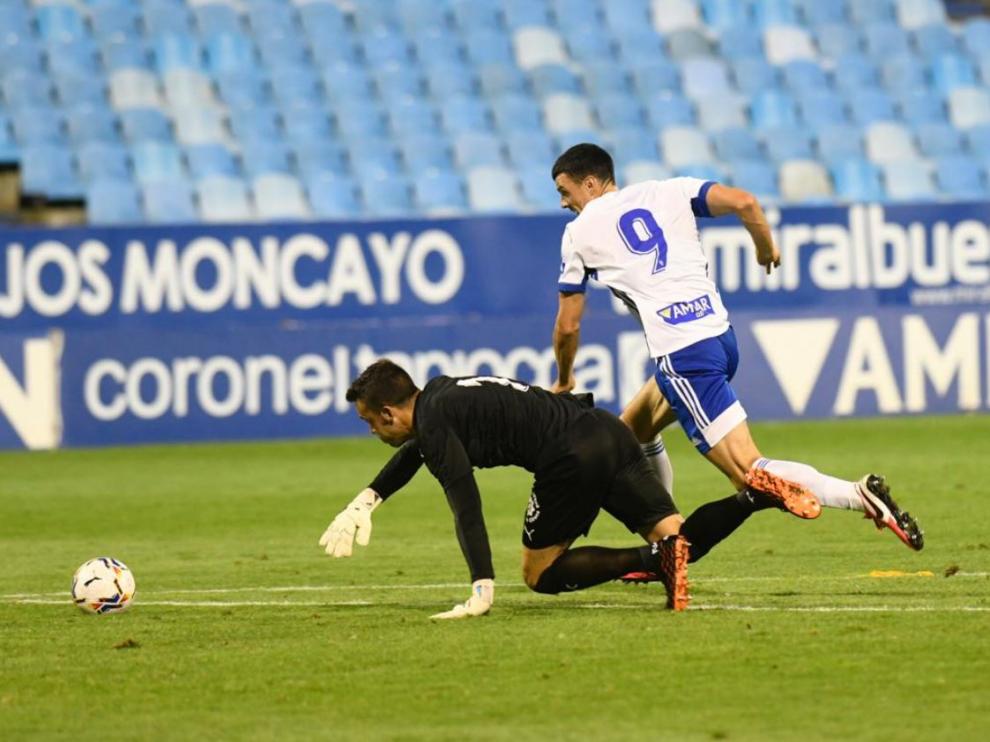 Vuckic, en septiembre, anota el único gol con el Real Zaragoza, en un amistoso de la mini pretemporada del equipo ante el Girona en La Romareda.