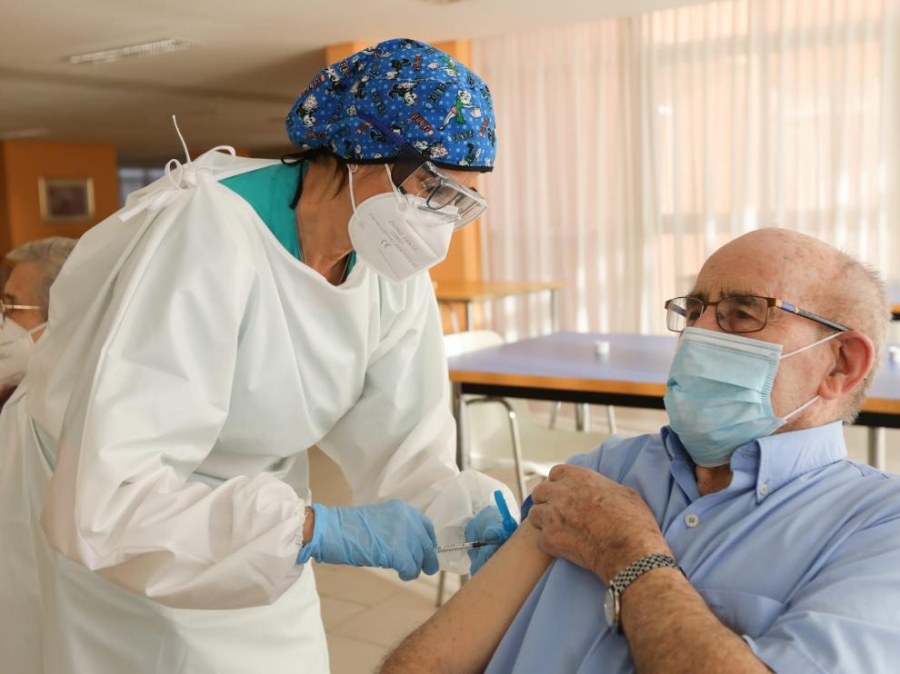 La residencia de Javalambre recibe la segunda dosis de la vacuna del coronavirus