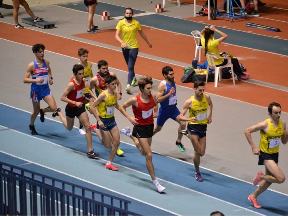 La Federación Aragonesa de Atletismo celebró este enero las primeras pruebas en el Palacio de los Deportes de Zaragoza.