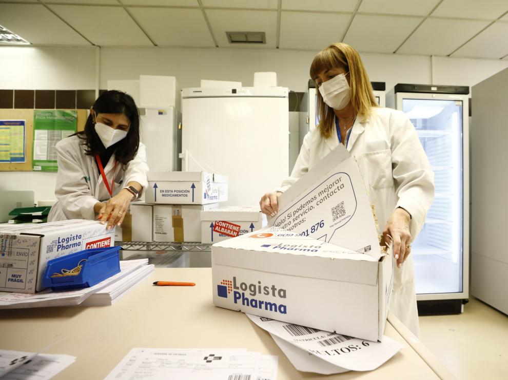 Las primeras dosis de la vacuna de Astra Zeneca llegan al Clínico