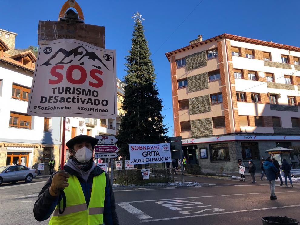 El movimiento ciudadano SOS Pirineo Aragonés ha convocado ya 20 manifestaciones en distintas localidades de la provincia de Huesca.