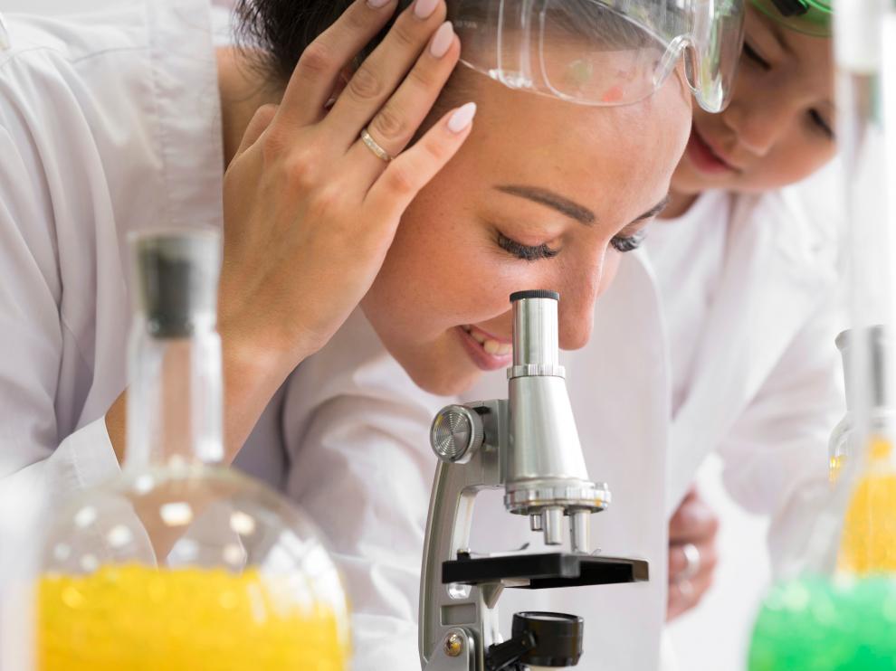Farmacia y Bioinformática para ayudar al desarrollo y mejorar de la sociedad