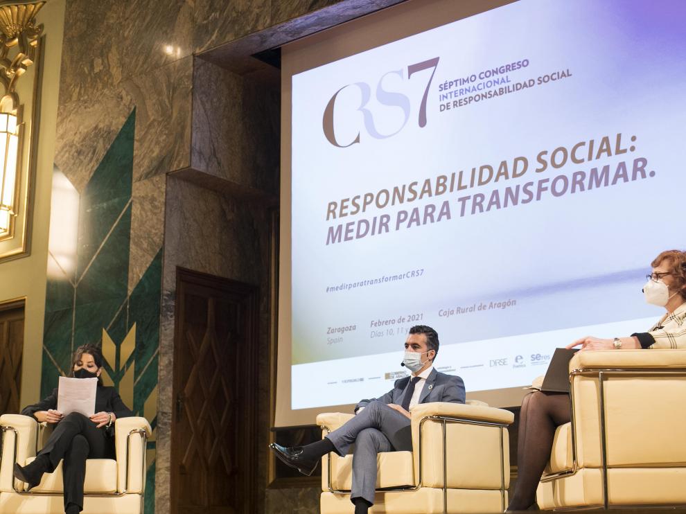 Nita Macía, Luis Ignacio Lucas y Pilar Molinero, en el acto inaugural del congreso.