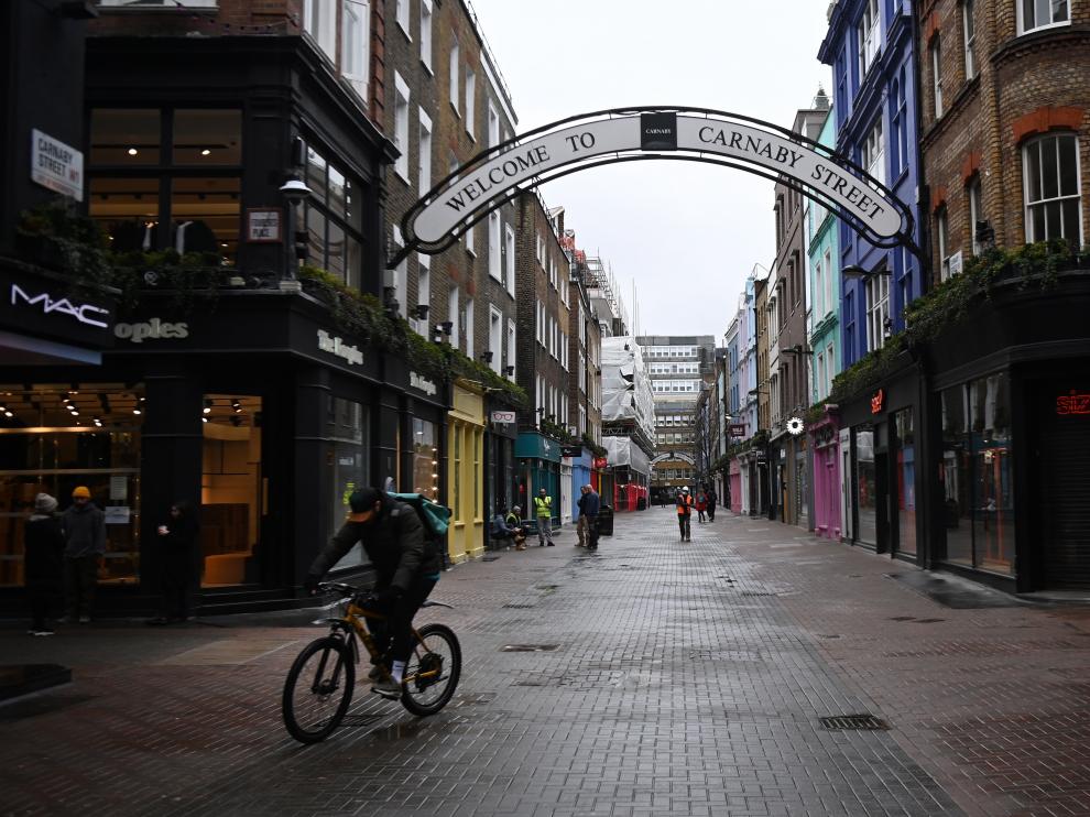 UK government prepares to announce lifting of third UK lockdown