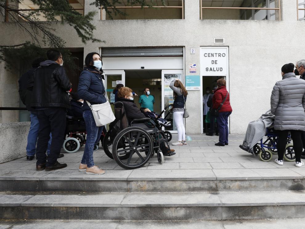 Vacunación a los mayores de 80 años en Zaragoza