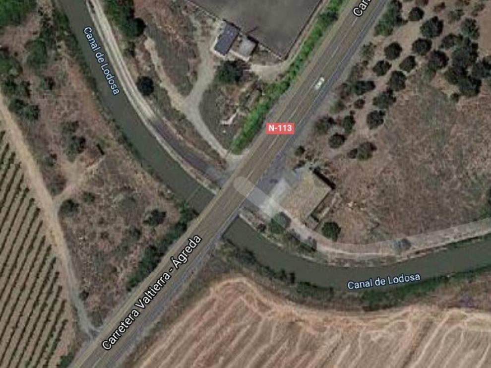 Punto donde la carretera N-113 pasa sobre el canal de Lodosa, y donde habría ocurrido el accidente.