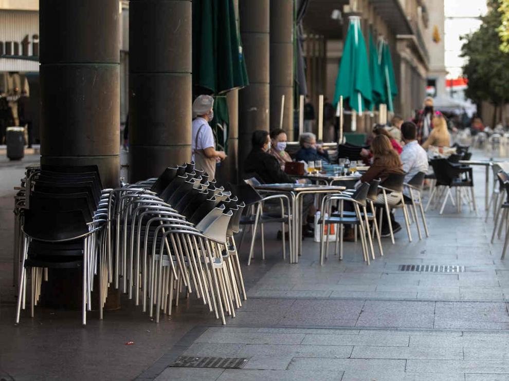 Terraza en la plaza del Pilar Zaragoza