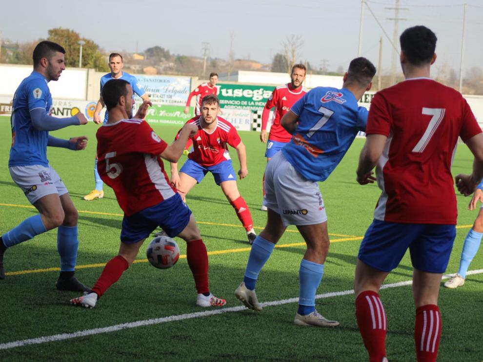 El Binéfar ha realizado uno de sus partidos más completos del curso