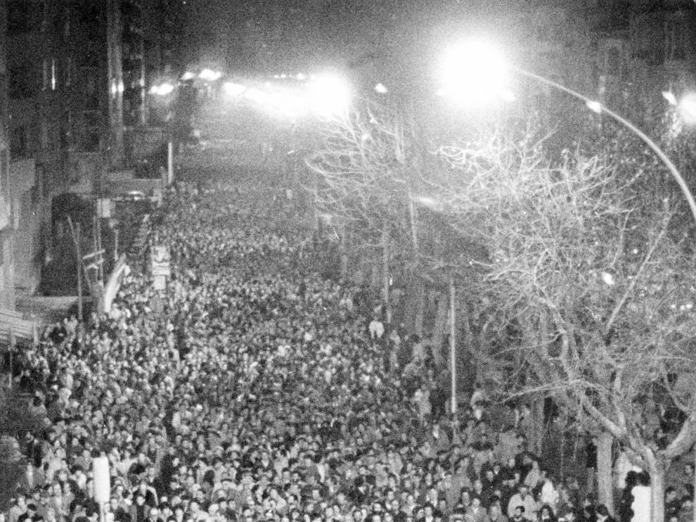 Manifestación contra el golpe de Estado en Zaragoza el 27 de febrero de 1981.