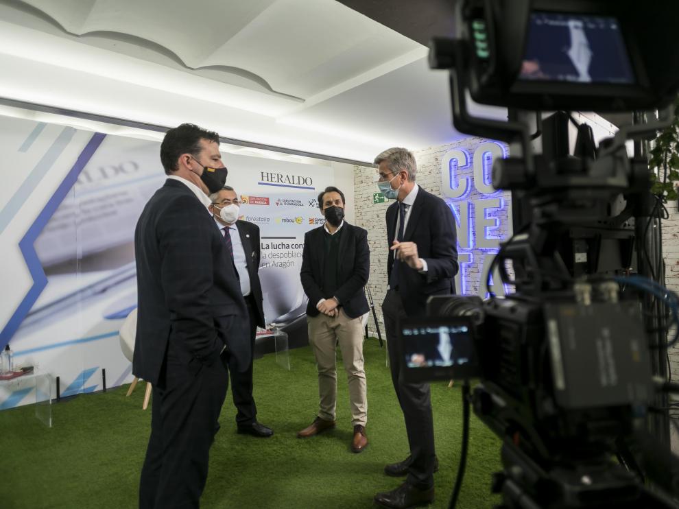 En el encuentro estuvieron presentes Javier Allué, José Antonio Pérez Cebrián y Jorge Blasco.
